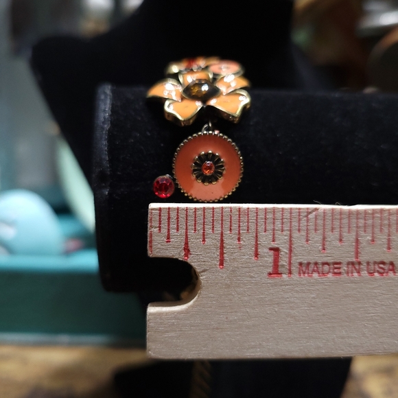 Brass Enamel Flower Bracelet - Picture 6 of 6